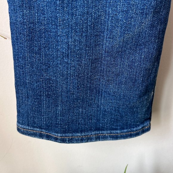 Gently Worn GAP 1969 Women's Real Straight Jeans Medium Denim Blue Wash Stretch - Picture 9 of 12